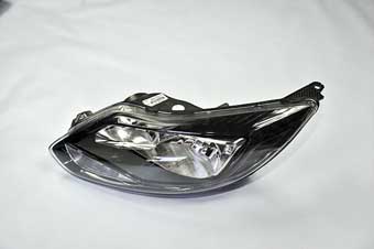 MUSTANG ÇIKMA YEDEK PARÇA FORD CIKMA YEDEK FOCUS 3 SOL SİYAH FAR 